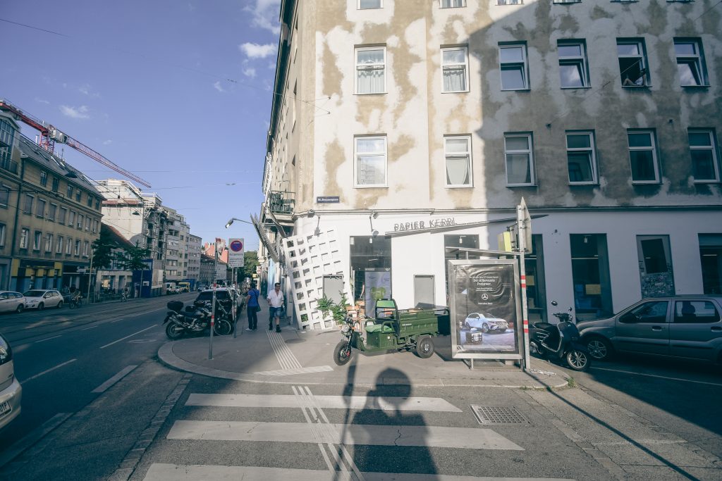 Hubsi Vintage Shop Ottakringer Str. 23, 1160 Wien